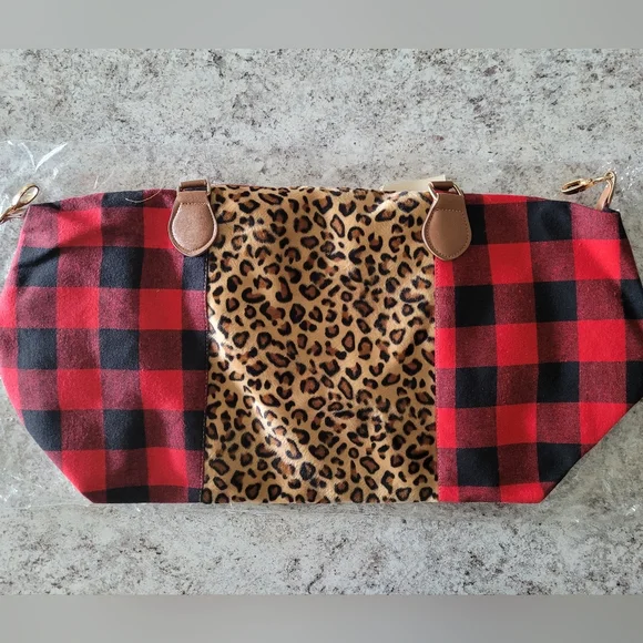 BUFFALO ANIMAL PRINT DUFFEL BAG✨️ - Picture 6 of 11